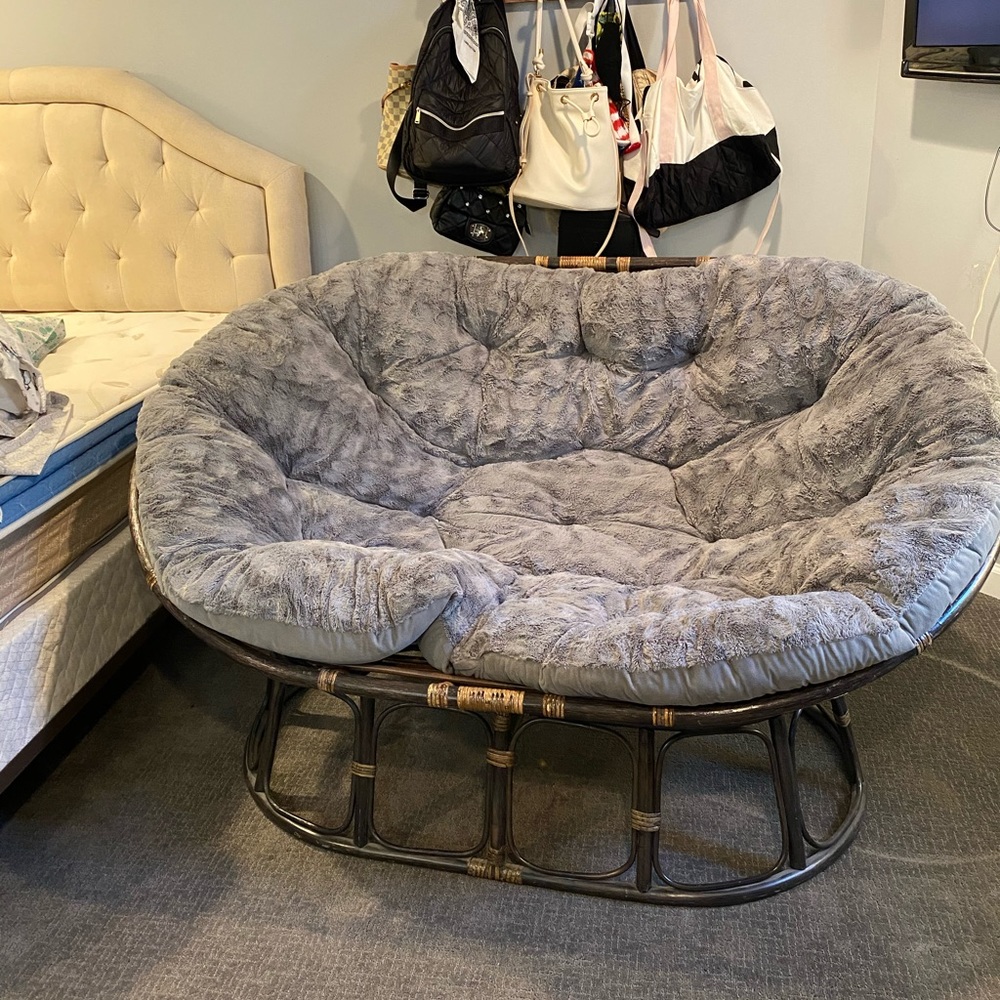 Woven love seat